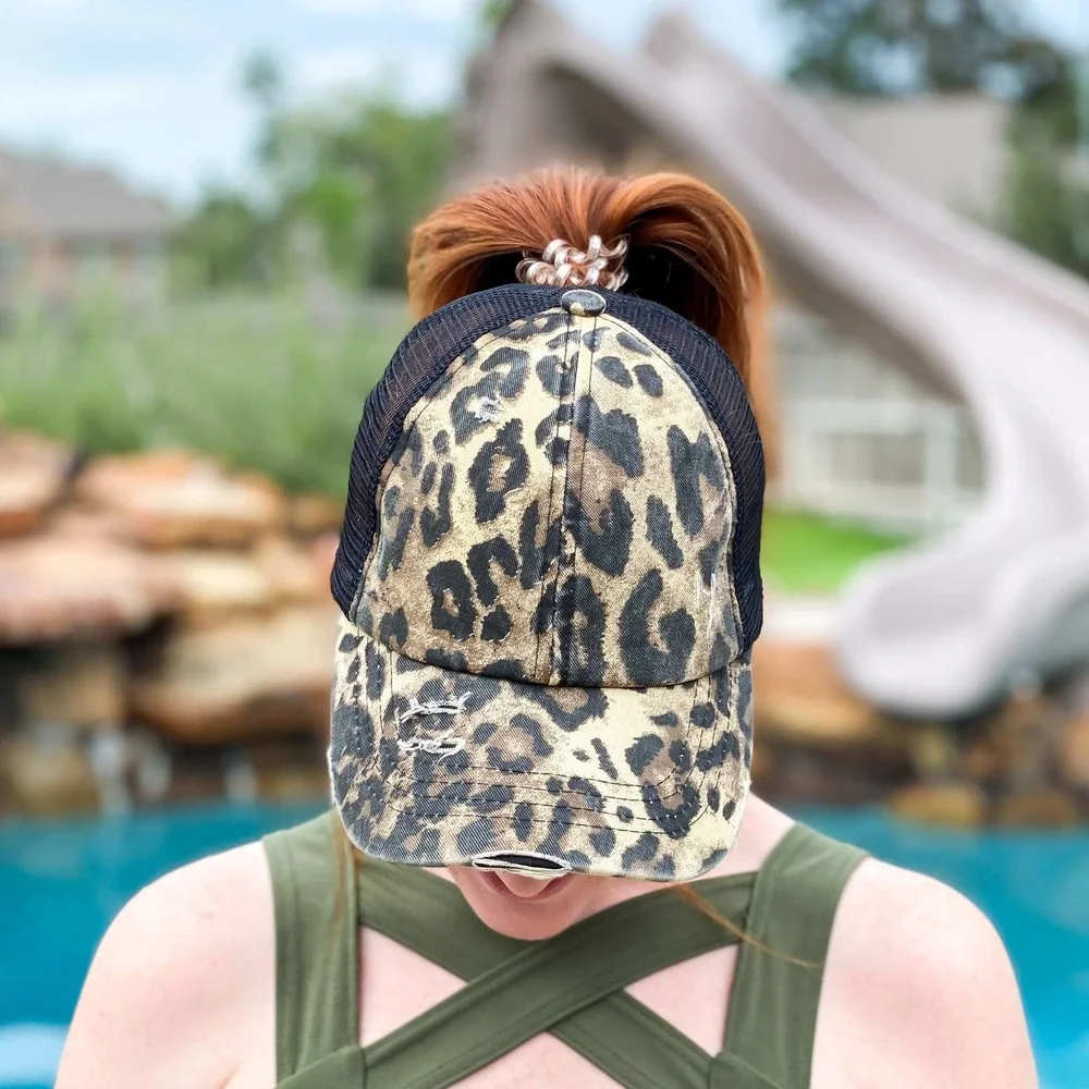 NWT!! C.C. Animal Print Criss-Cross High Pony Cap - Picture 1 of 4